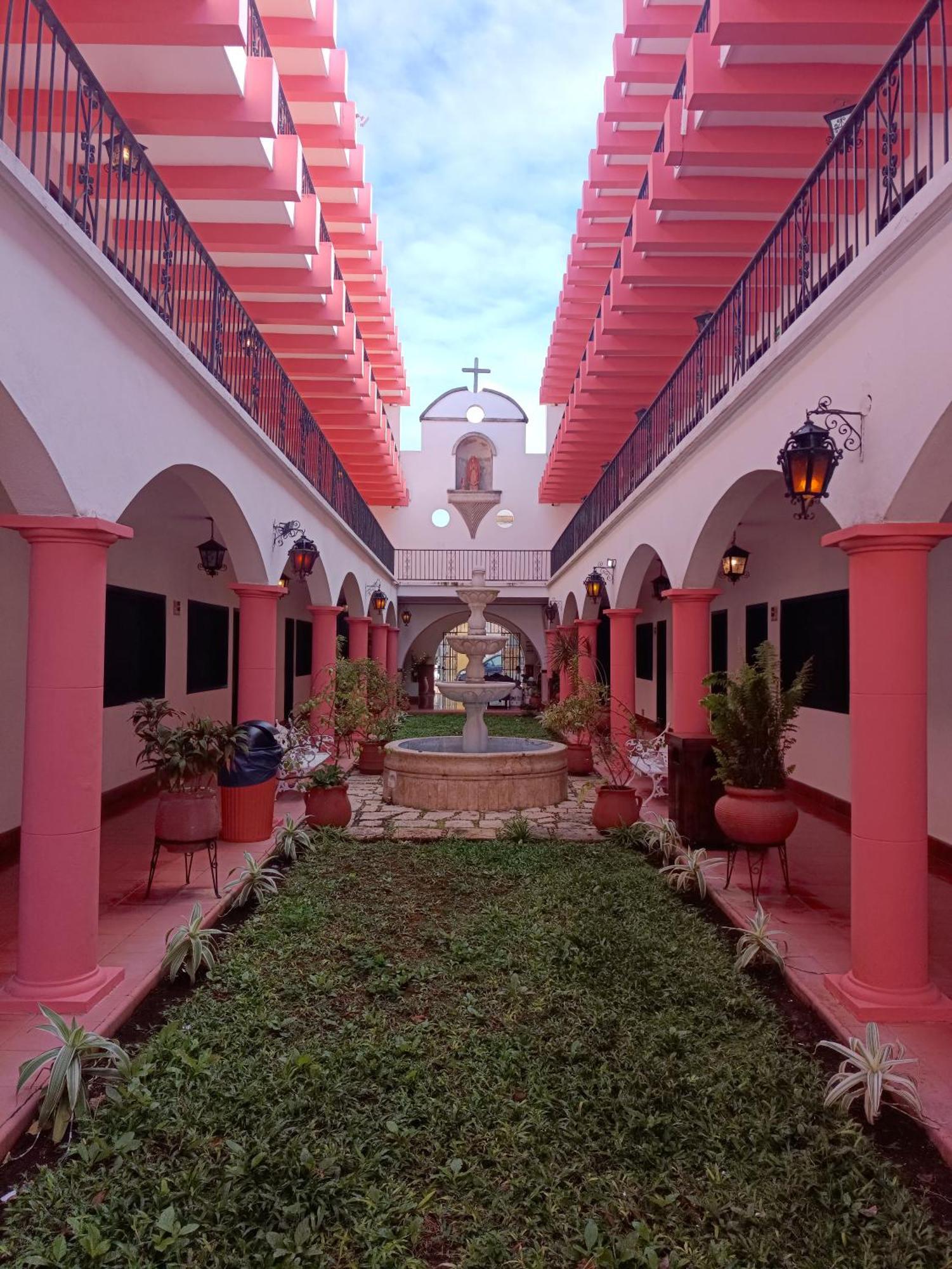 Hotel Zaci Valladolid  Exterior photo
